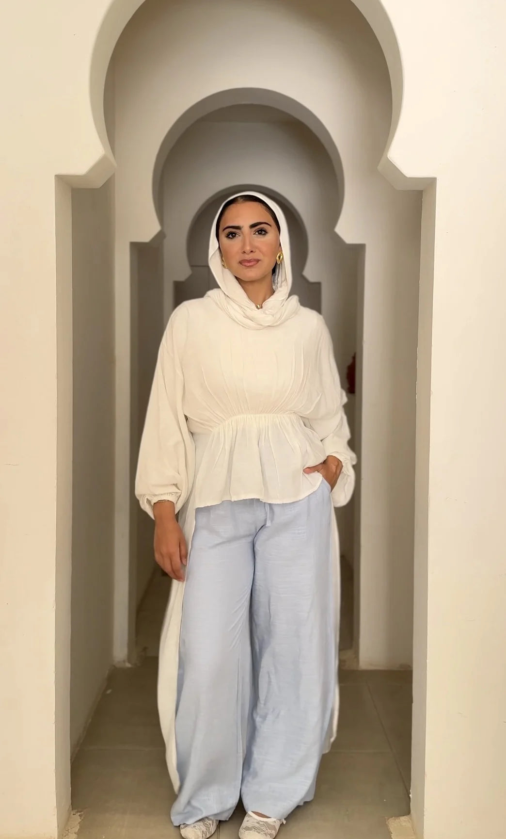 Flowy Waist Blouse in white